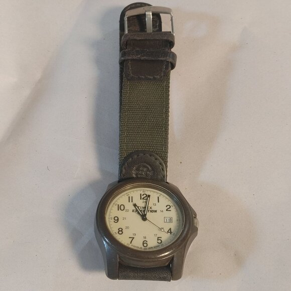 Timex Expedition Mens Watch Vintage Camper Brown Leather Green Fabric Strap 39mm - Picture 2 of 11